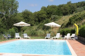 Sæsonbestemt udendørs pool