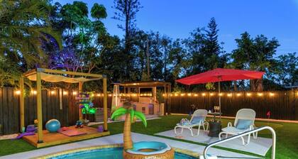 Heated Pool and Spa âą Outdoor Kitchen/Theater/Games