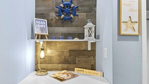 Interior - HeatedPool • HotTub • OutdoorKitchen/Theater/Games (Bradenton)