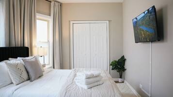 7 bedrooms, iron/ironing board, travel crib, WiFi