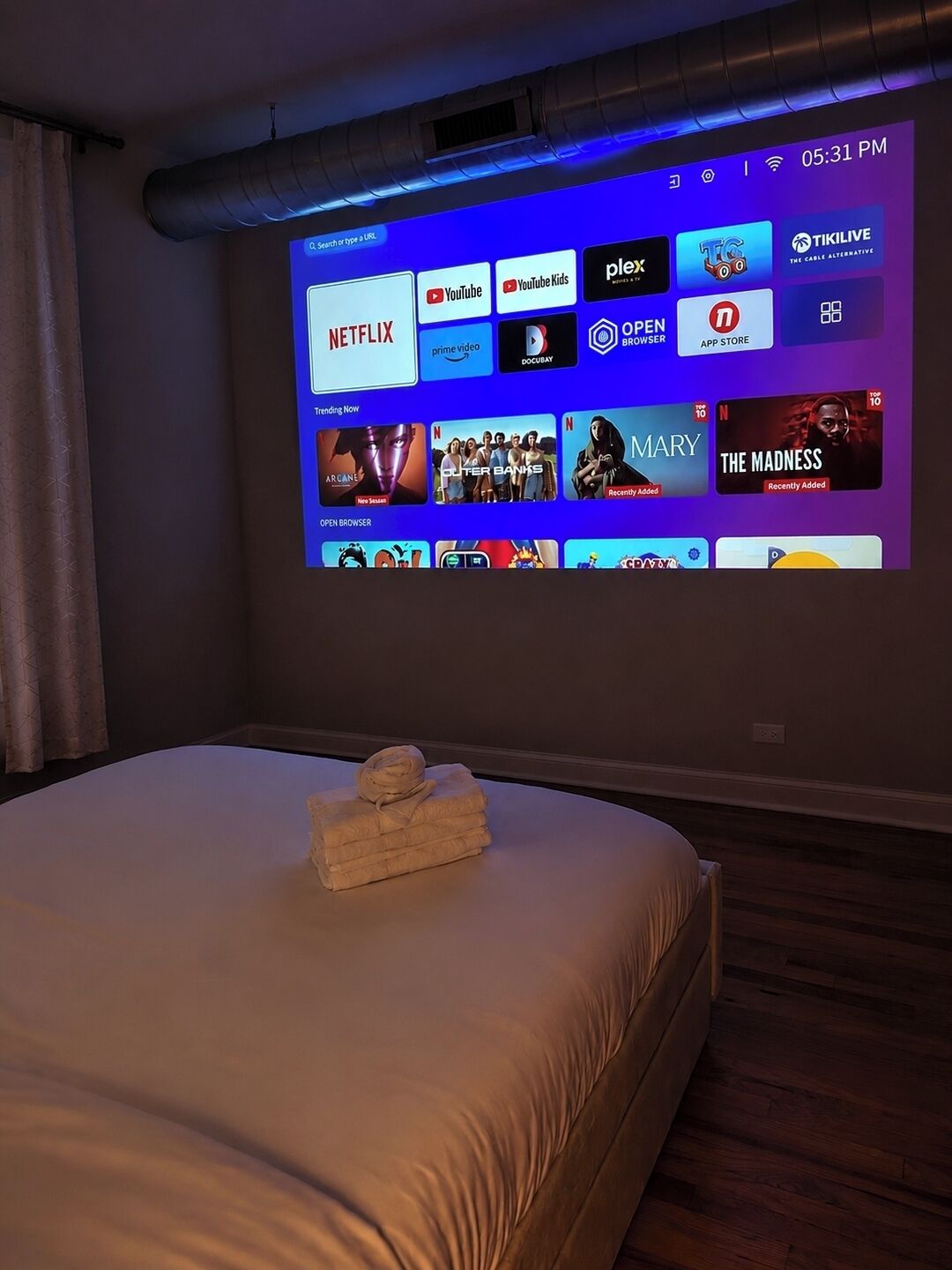 2 dormitorios, tabla de planchar con plancha, wifi y ropa de cama