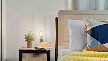 5 habitaciones, tabla de planchar con plancha, cuna de viaje y wifi