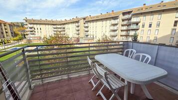Basic Apartment, 2 Bedrooms | Terrace/patio