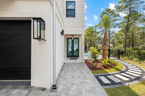 Exterior detail - Endless Views 30A|Deeded Beach Access|Private Pool|Golf Cart (Santa Rosa Beach)