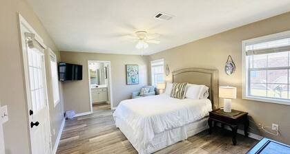 Eastgate 18B beautiful townhouse