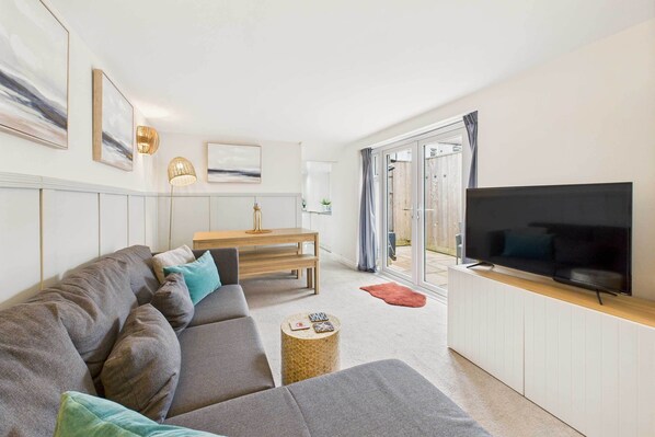 Apartment | 2 bedrooms - Host Stay Surf Jewel (Saltburn-by-the-Sea)