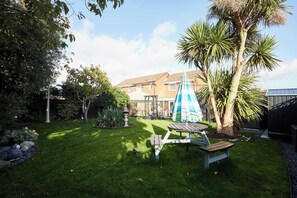 Studio - Host Stay The Cheeky Squirrel (Wallasey)