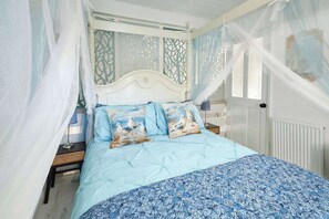Studio - Host Stay The Cheeky Squirrel (Wallasey)