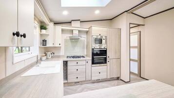 House | 2 bilik tidur, Internet