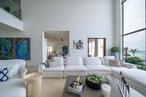 Télévision, espaces bureaux