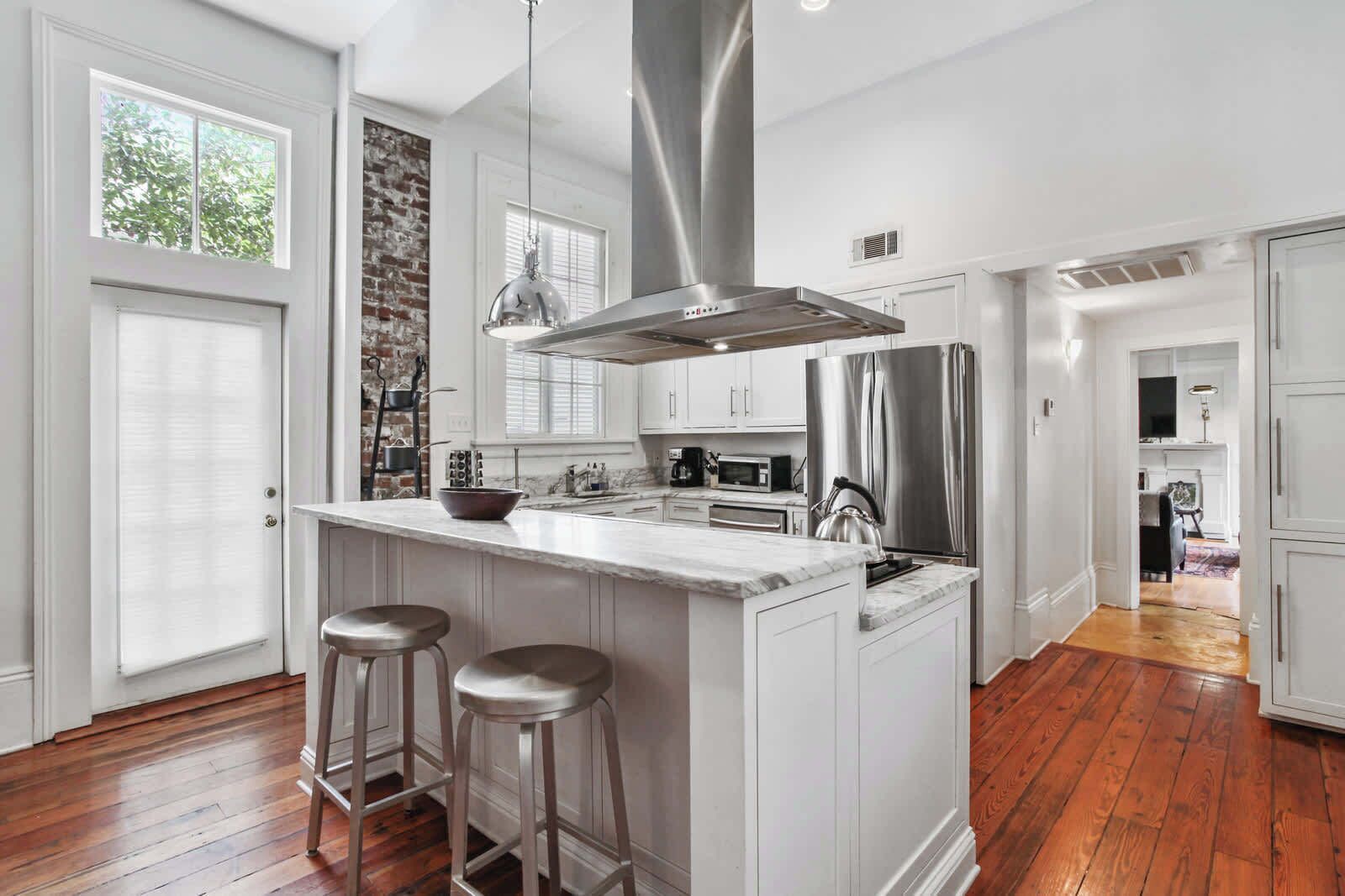 Dishwasher, coffee/tea maker