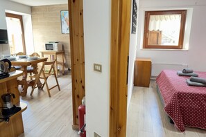 1 bedroom, iron/ironing board