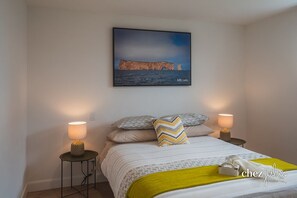 3 bedrooms, WiFi, bed sheets