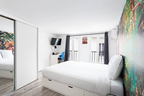 1 chambre, fer et planche à repasser, accès au Wi-Fi (inclus)