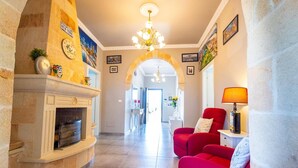 Interior - Villa Minna by Villa Plus (San Vito dei Normanni)