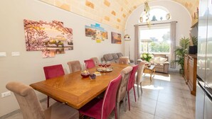 Dining - Villa Minna by Villa Plus (San Vito dei Normanni)