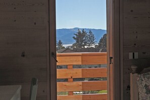 Interior - Green Chalet - wonderfull terrace with Jacuzzi and SPA few steps from lake and best trekking (Dervio)