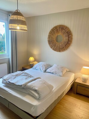 2 chambres, accĂšs Internet, draps fournis