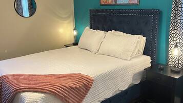 3 室のベッドルーム、アイロン / アイロン台、WiFi、ベッドシーツ