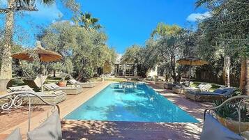 Villa, Smoking | 5 bedrooms, Internet