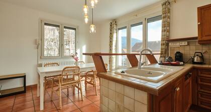 Appart Grenoblois City & Nature – Mountain View, Balcony, Wi-Fi
