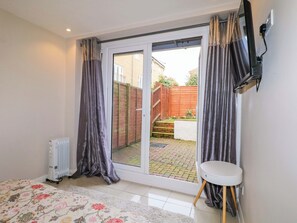 3 bedrooms, individually decorated, individually furnished, free WiFi - Harbour Way (Shoreham-by-Sea)