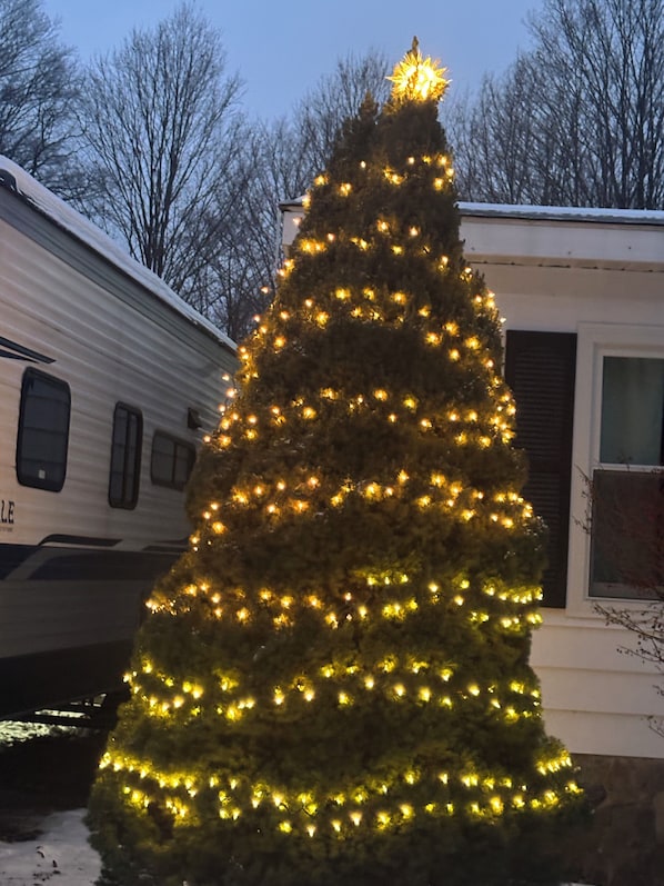 Exterior - Fabulous Cozy apartment in Ithaca Finger Lakes (Locke)
