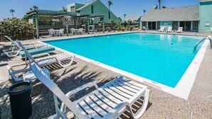 Unclassified image, 5 of 17, button - Near the Beach 3BR Stay | Poolside BBQ + Fishing (Corpus Christi)