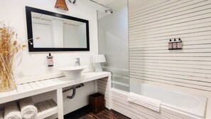 Standard-Studiosuite | Badezimmer