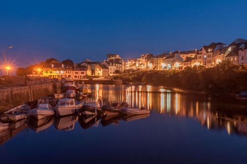 Cottage 494 - Roundstone - sleeps 6 guests  in 3 bedrooms