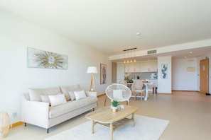 Living room - Snazzy Varandas do Castelo One Bedroom Apartment With Sea View Sleeps 2persons (Albufeira)