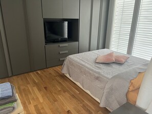 2 Schlafzimmer, Zimmersafe, Bügeleisen/Bügelbrett, kostenloses WLAN
