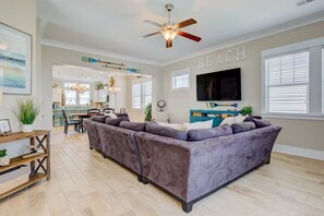 TV, stereo - Ocean-View Escape — Steps to the Beach! (Myrtle Beach)