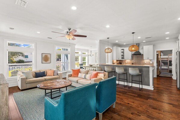 Smart TV - Very Close to Beach - LSV, Bikes, & Private Pool (Santa Rosa Beach)