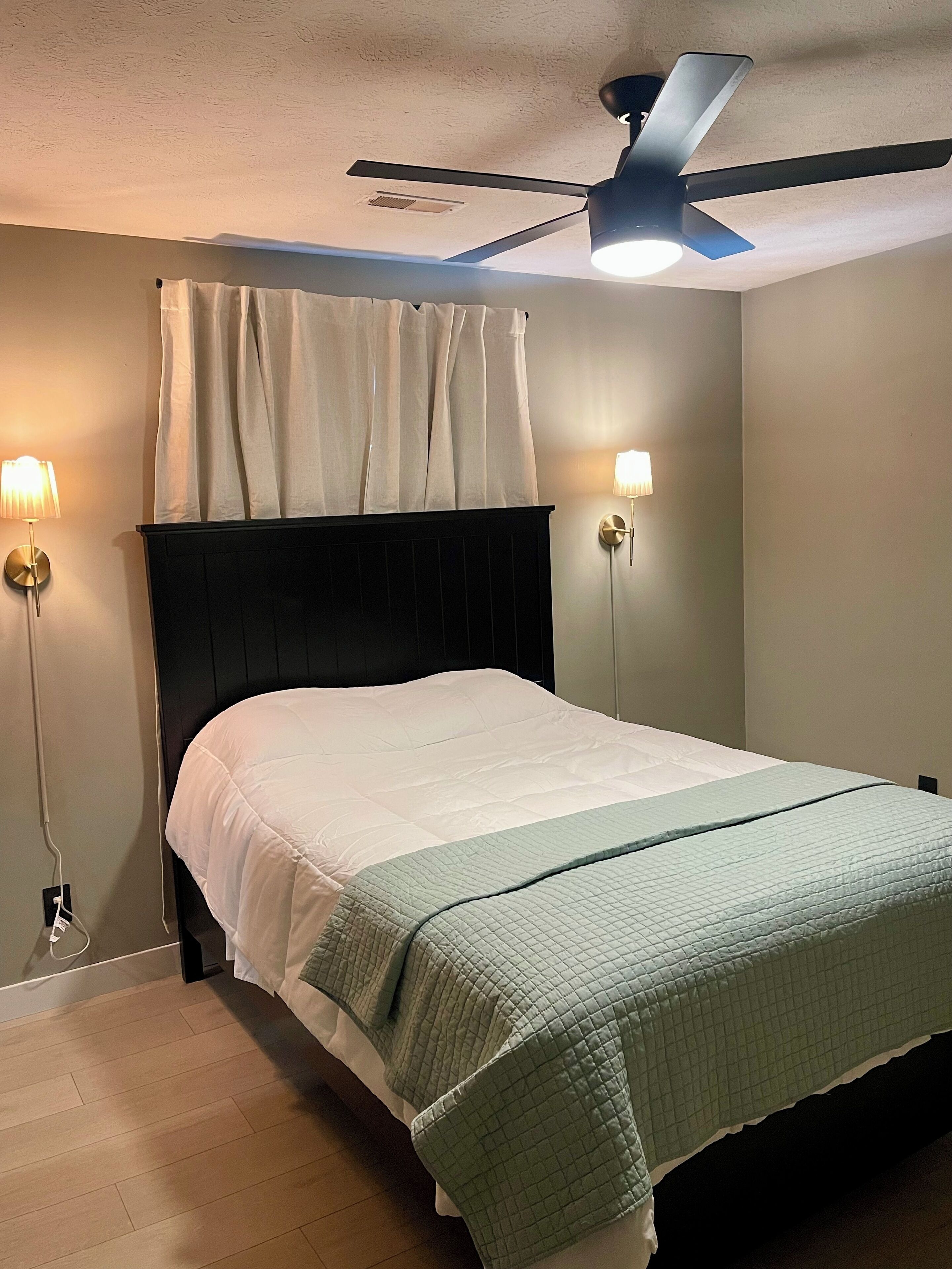 3 bedrooms, WiFi, bed sheets