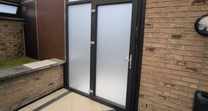 Private room for 2 in a 350M2 shared Villa