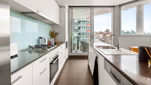 Unclassified image, 4 of 11, button - Elegant 1-Bed by Riverside Park & Amenities (Canterbury)