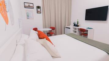 Desk, laptop workspace, free WiFi