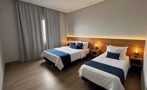 Comfort Room, Partial Sea View