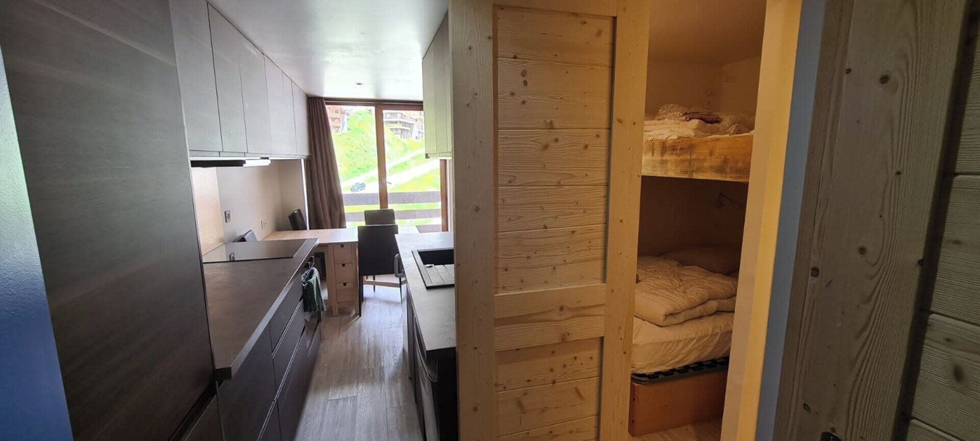 1 室のベッドルーム、インターネット、ベッドシーツ