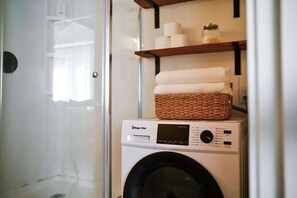 Interior - Historic Downtown Caldwell Tiny Home - 1 mi UCA (Conway)