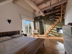 Fer et planche à repasser, Wi-Fi, draps fournis