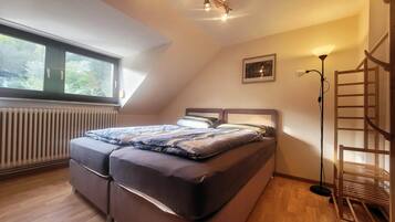 3 habitaciones, tabla de planchar con plancha y wifi gratis