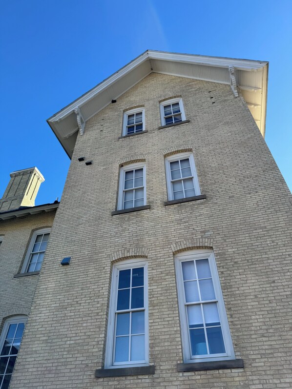 Exterior - Studio loft Grand Traverse Commons (Traverse City)