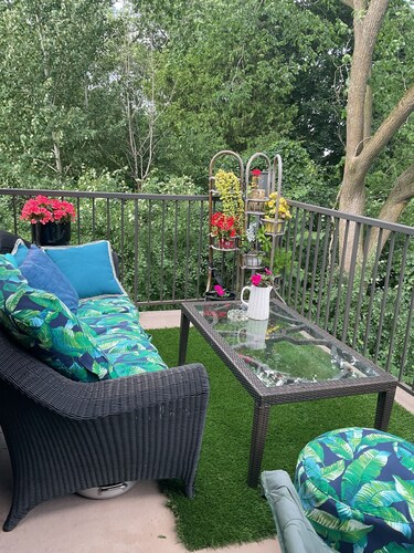 A bella vista Condo/Loft on Ottawa river 7 km from downtown Ottawa