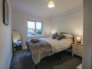 3 عدّة غرف نوم وبديكورات فريدة لكل غرفة وطراز فريد لكل وحدة