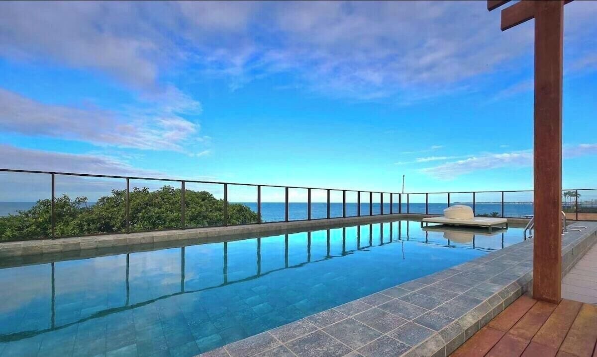 Classic Suite | Pool | Outdoor pool