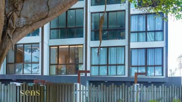 Classic Suite | Property grounds