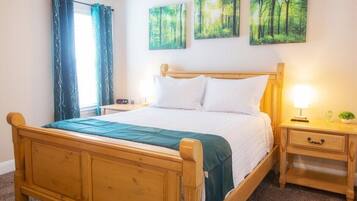 3 bedrooms, iron/ironing board, free WiFi, bed sheets