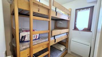 1 bedroom